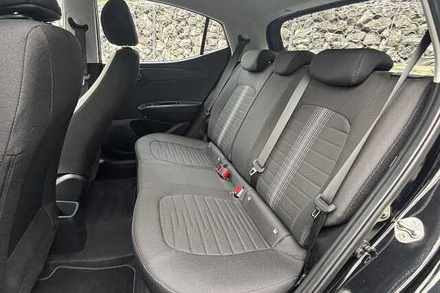 Hyundai I10 1.0 MPi SE Connect 5dr Black