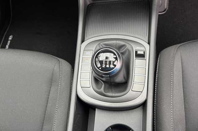 Hyundai KONA 1.0 T-GDi Advance Euro 6 (s/s) 5dr Abyss Black