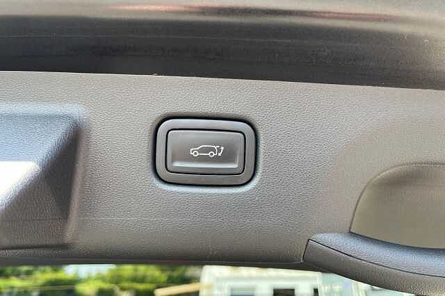 Hyundai KONA 65.4kWh N Line Auto 5dr Black