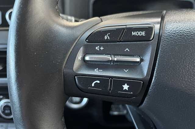 Hyundai KONA 1.6 h-GDi Premium DCT Euro 6 (s/s) 5dr Blue