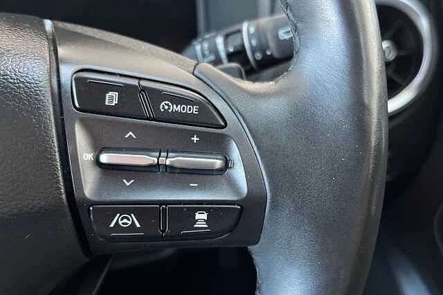 Hyundai KONA 1.6 h-GDi Premium DCT Euro 6 (s/s) 5dr Blue