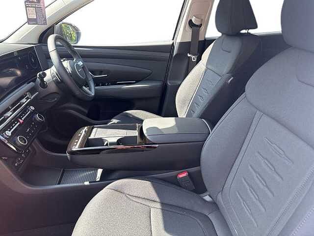 Hyundai TUCSON 1.6T Hybrid Advance 5dr Auto White