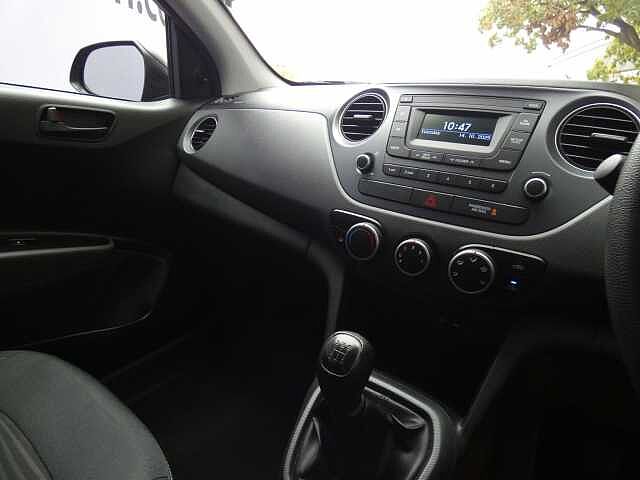 Hyundai I10 1.0 S Euro 6 5dr Black
