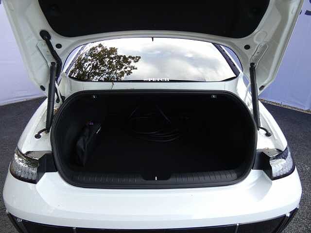 Hyundai IONIQ 6 77.4kWh Ultimate Auto 4dr White