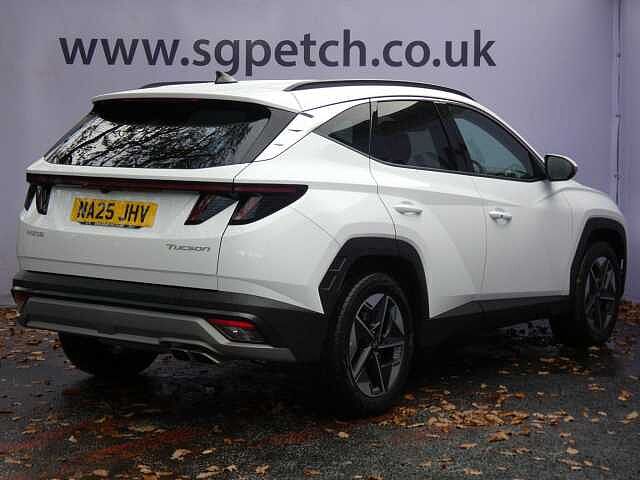 Hyundai TUCSON 1.6 T-GDi Premium Euro 6 (s/s) 5dr White