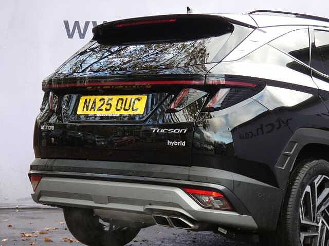 Hyundai TUCSON 1.6T Hybrid Ultimate 5dr Auto Black