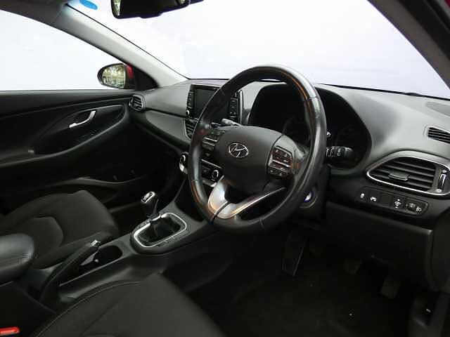 Hyundai i30 1.4 T-GDi Blue Drive SE Nav Euro 6 (s/s) 5dr
