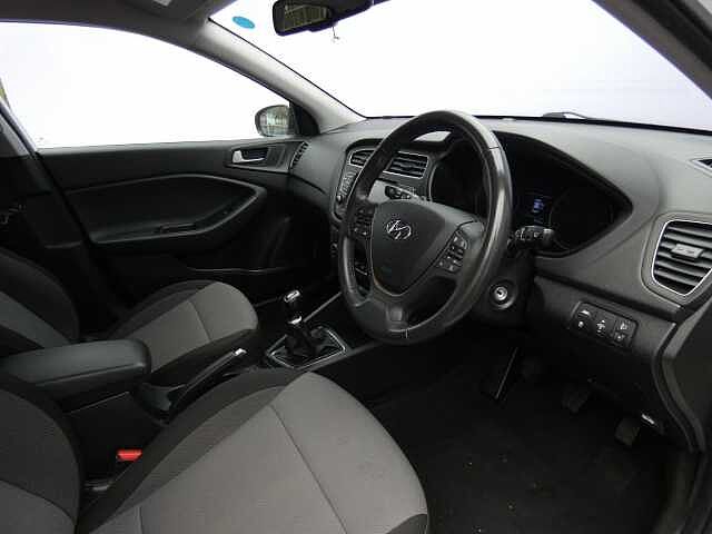 Hyundai i20 1.2 Premium Nav Euro 6 (s/s) 5dr