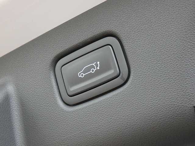 Hyundai KONA 65.4kWh Ultimate Auto 5dr White