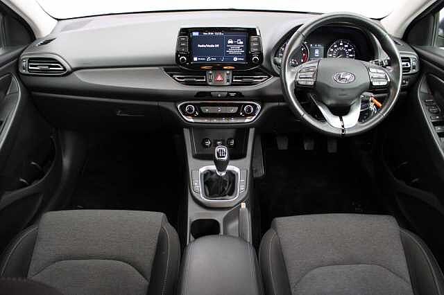 Hyundai i30 1.0T GDi SE Connect 5dr