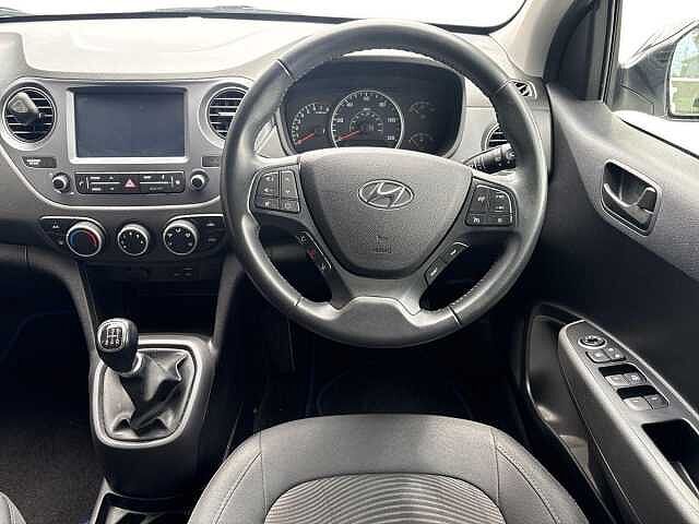 Hyundai i10 1.0 Play 5dr
