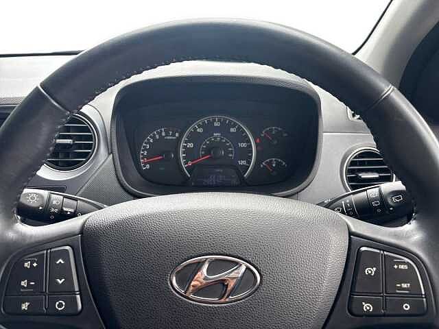 Hyundai i10 1.0 Play 5dr