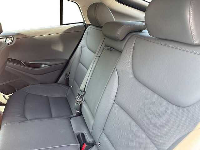 Hyundai IONIQ 100kW Premium SE 38kWh 5dr Auto