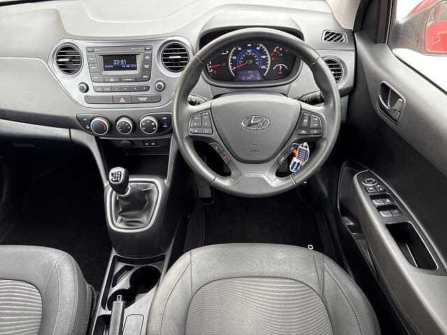 Hyundai i10 1.0 SE 5dr