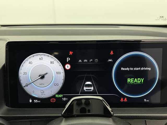 Hyundai INSTER 49kWh 02 ABYSS BLACK