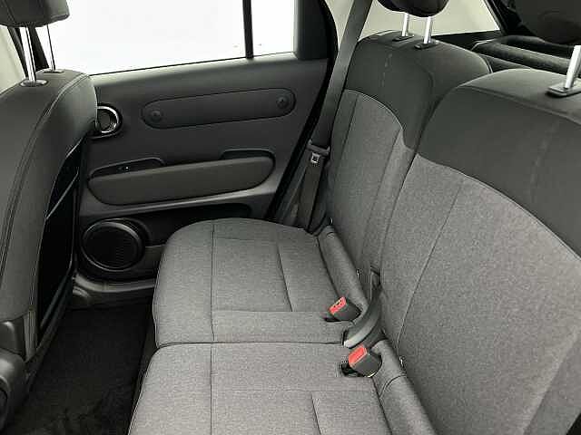 Hyundai INSTER 49kWh 02 ABYSS BLACK