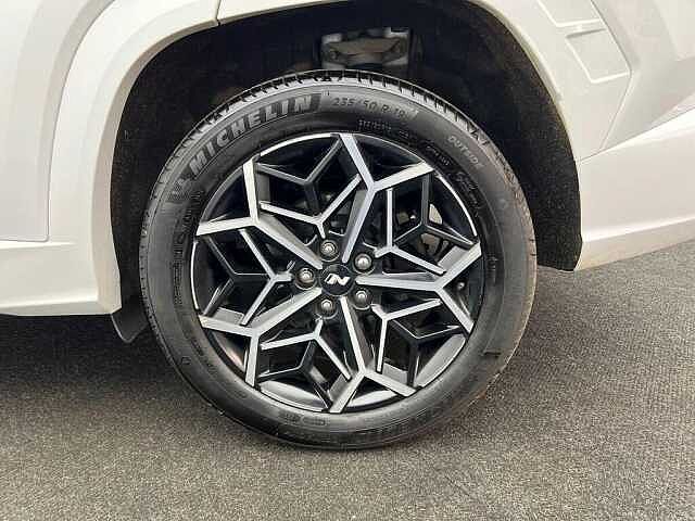 Hyundai TUCSON TGDi Hybrid 230 N Line ATLAS WHITE
