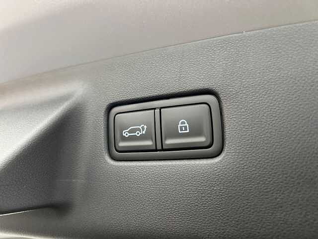 Hyundai SANTA FE Santa Fe 1.6 TGDi Plug-in Hybrid Premium 5dr 4WD Auto Estate