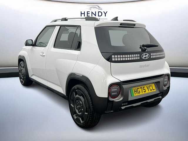 Hyundai INSTER 49kWh Cross ATLAS WHITE