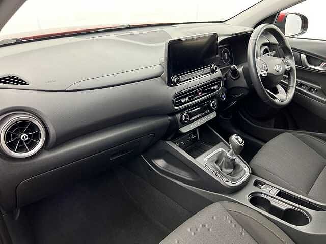 Hyundai KONA TGDi 48V MHEV Premium RED