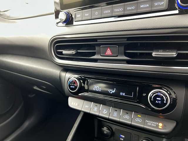 Hyundai KONA TGDi 48V MHEV Premium RED