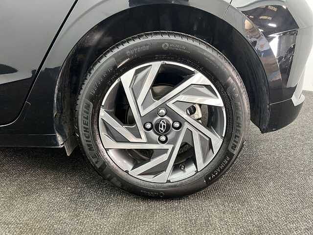 Hyundai I20 1.0T GDi Advance 5dr DCT PHANTOM BLACK