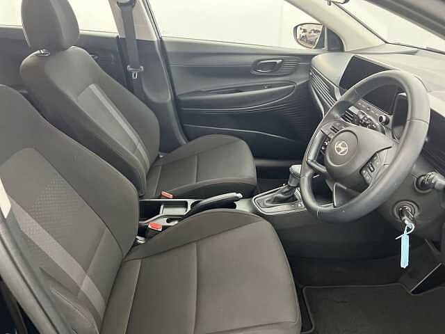 Hyundai I20 1.0T GDi Advance 5dr DCT PHANTOM BLACK