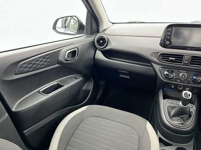 Hyundai I10 1.0 Advance 5dr BLUE