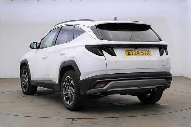 Hyundai TUCSON Hybrid Ultimate WHITE