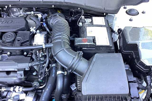 Hyundai KONA HATCHBACK 1.6T 138 N Line S 5dr DCT White