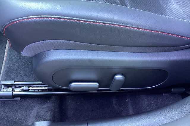 Hyundai KONA HATCHBACK 1.6T 138 N Line S 5dr DCT White