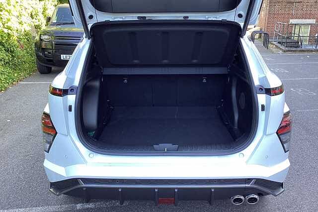 Hyundai KONA HATCHBACK 1.6T 138 N Line S 5dr DCT White