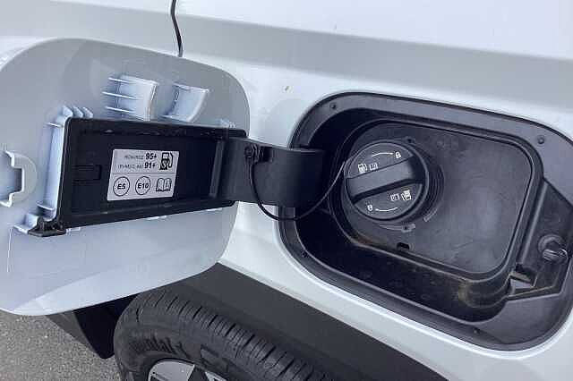 Hyundai TUCSON 1.6T 48V MHD Premium 5dr DCT White