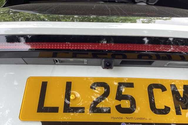 Hyundai TUCSON 1.6T 48V MHD Premium 5dr DCT White