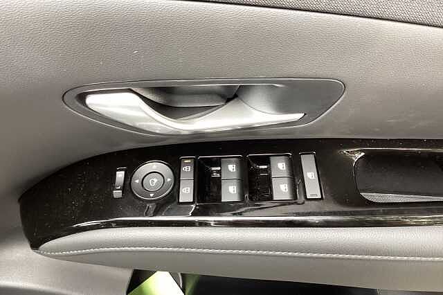 Hyundai TUCSON 1.6T 48V MHD Premium 5dr DCT White