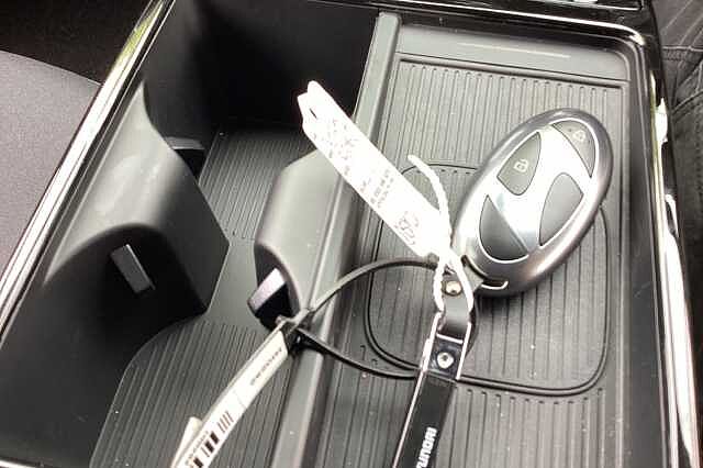 Hyundai TUCSON 1.6T 48V MHD Premium 5dr DCT White