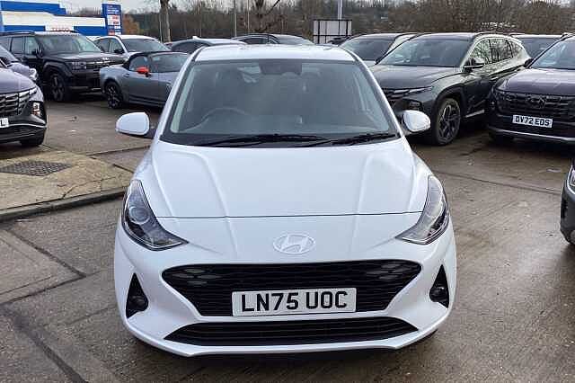 Hyundai I10 1.2 [79] Premium 5dr Auto [Nav] White