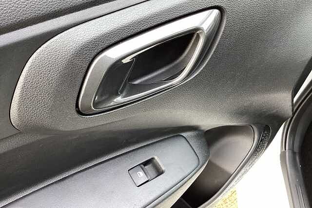 Hyundai I10 1.2 [79] Premium 5dr Auto [Nav] White