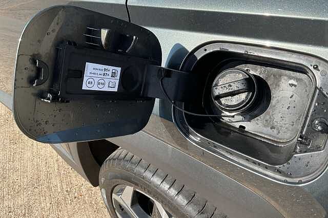 Hyundai TUCSON 1.6 TGDi Hybrid 230 Ultimate 5dr 2WD Auto Grey
