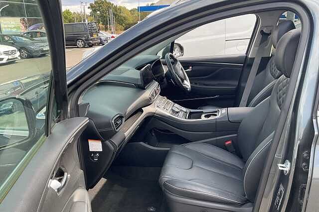 Hyundai SANTA FE 1.6 TGDi Hybrid Ultimate 5dr 4WD Auto Green