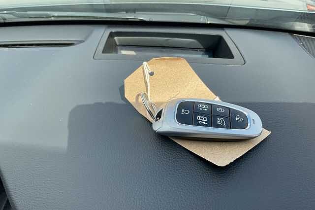 Hyundai SANTA FE 1.6 TGDi Hybrid Ultimate 5dr 4WD Auto Green