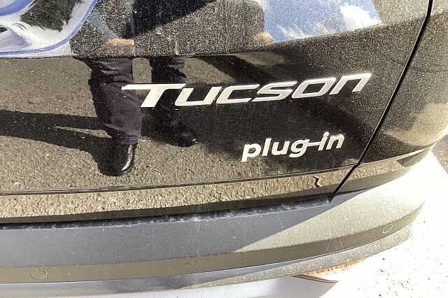 Hyundai TUCSON ESTATE 1.6T Plug-in Hybrid Premium 5dr Auto Black