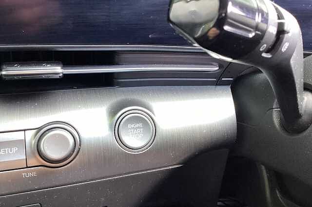 Hyundai KONA 1.6 T-GDi (138ps) Advance DCT White