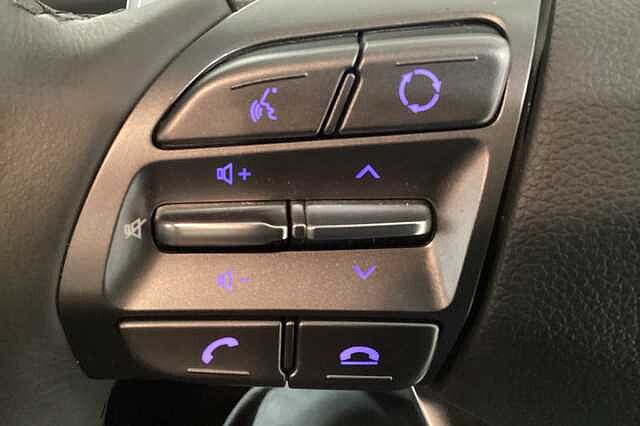 Hyundai IONIQ 100kW Premium 38kWh 5dr Auto