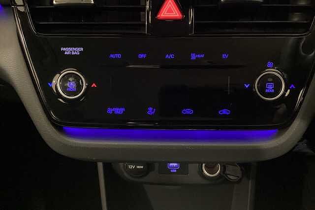 Hyundai IONIQ 100kW Premium 38kWh 5dr Auto