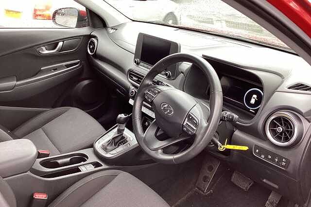 Hyundai KONA 1.6 GDi Hybrid DCT 2022MY SE Connect Red