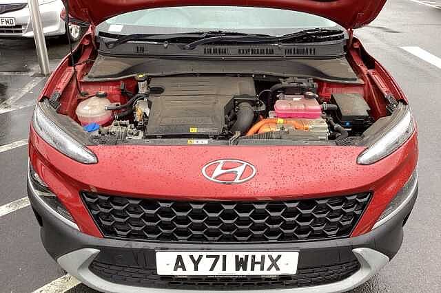 Hyundai KONA 1.6 GDi Hybrid DCT 2022MY SE Connect Red