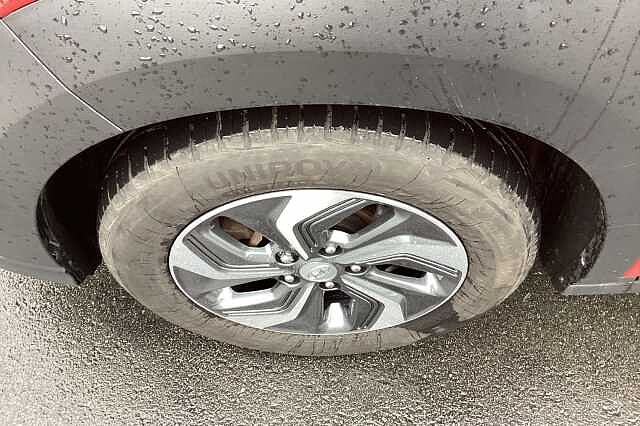 Hyundai KONA 1.6 GDi Hybrid DCT 2022MY SE Connect Red