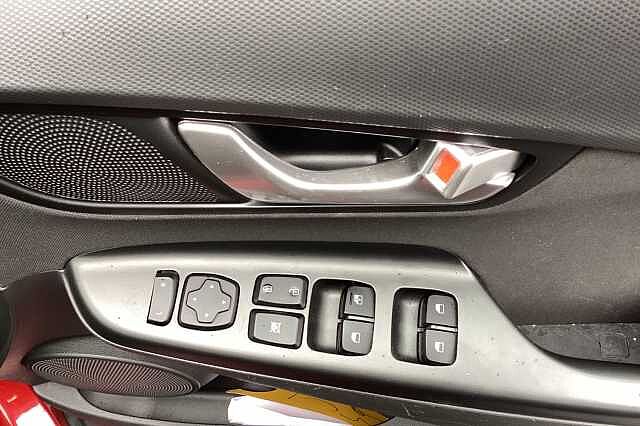 Hyundai KONA 1.6 GDi Hybrid DCT 2022MY SE Connect Red