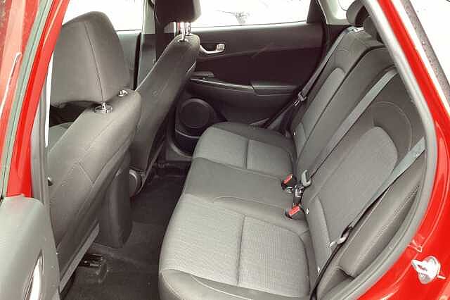 Hyundai KONA 1.6 GDi Hybrid DCT 2022MY SE Connect Red